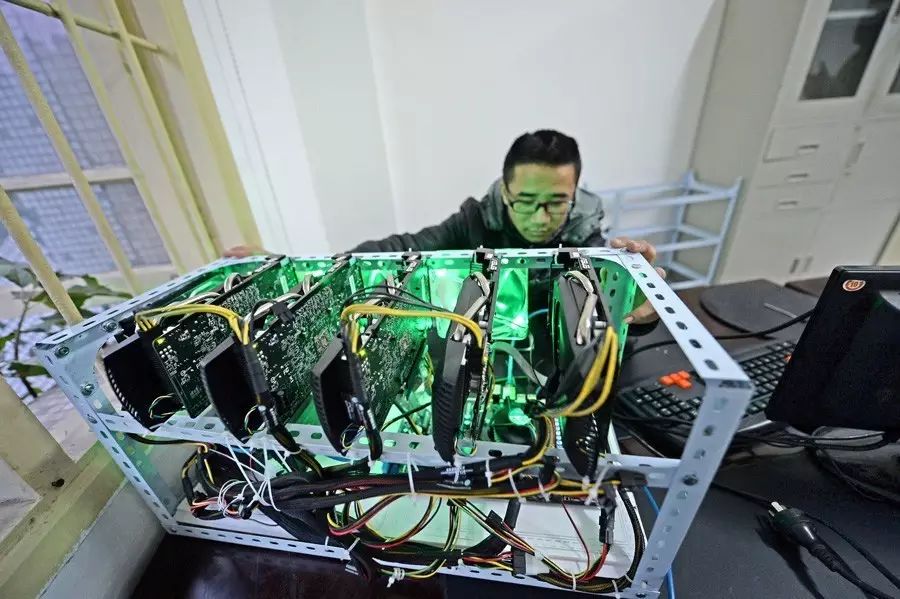 比特币怎么挖矿(比特币怎么挖矿赚钱)